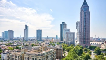 Dedina plná mrakodrapov a milionárov. Prečo dať šancu prehliadanému Frankfurtu?