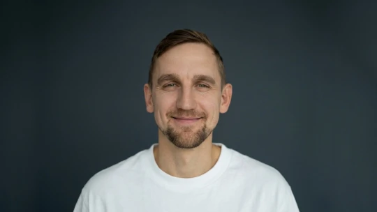 Založil biznis a skrachoval. Potom vybudoval firmu s 50-miliónovým obratom