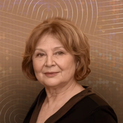 Emília Vášáryová
