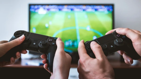 Slovenský videoherný priemysel narástol o milióny, zamestnáva však menej ľudí ako pred rokom