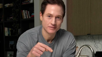 Až 90 percent metód, ktoré používa Bryan Johnson, má oporu vo vede. A zvyšných 10 percent?