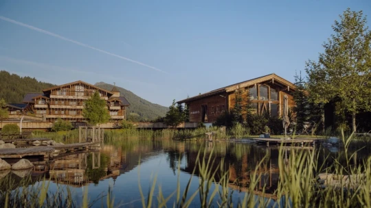 Po troch generáciách na nás zabudnú. Alpský hotelier má vlastný recept na wellness