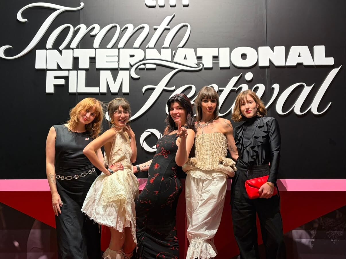 Eva Gabrižová (vľavo) počas ceremónie k Student Academy Award