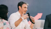 Chcete istotu? Kúpte štátne dlhopisy a technológiám sa vyhnite, radí slávny investor