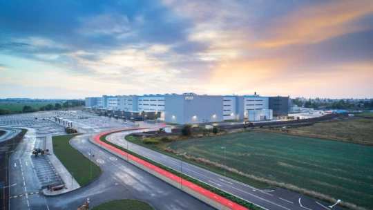 Reálne hodnoty a stabilný výnos: Accolade Funds menia investície do priemyslu