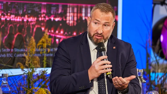 Košice sa dostali k technologickej špičke. Naši ľudia budujú AI cloud pre Európu, hovorí šéf nemeckého obra
