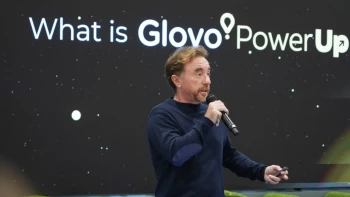 Mal menej kapitálu než konkurencia. Napriek tomu vybudoval globálne Glovo s tromi tisíckami zamestnancov
