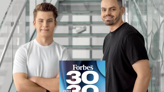 Chceli si privyrobiť na nájom. Teraz ich startup dobýja Silicon Valley